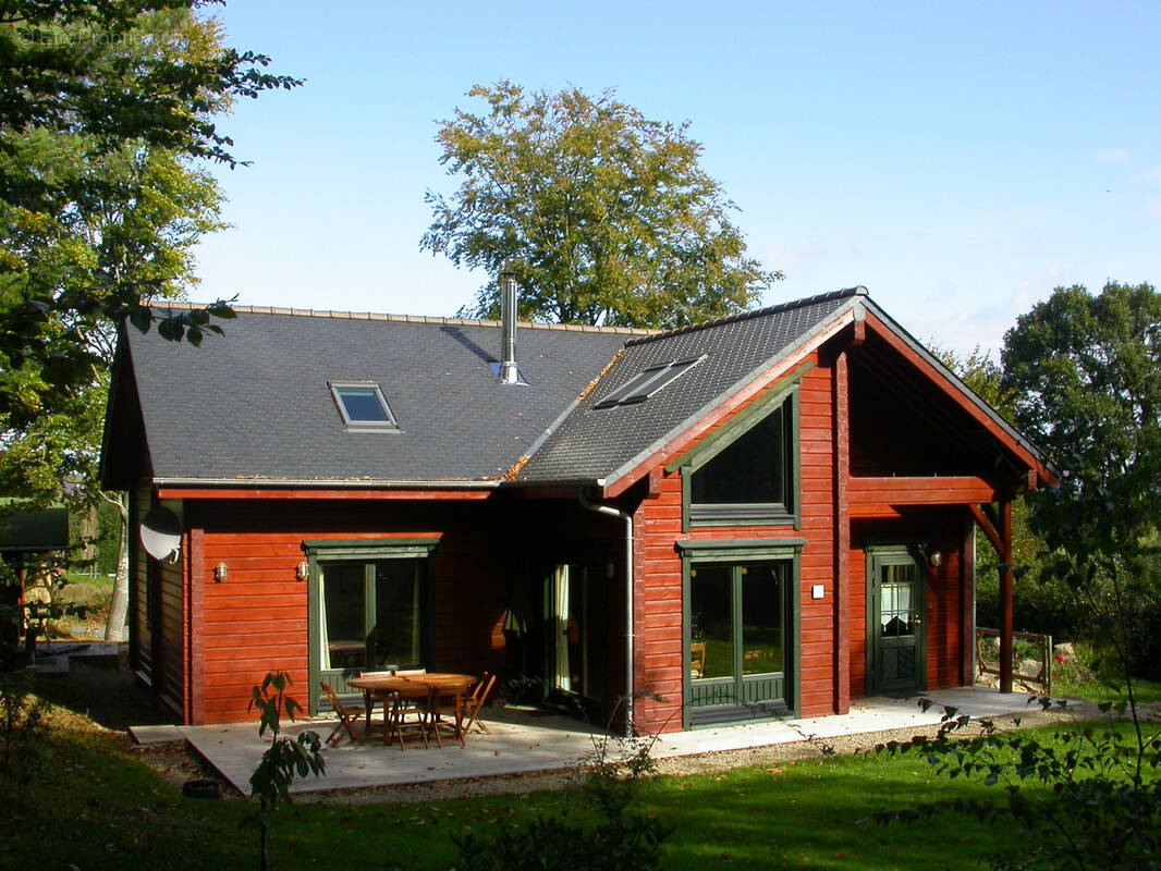 Maison à CAMORS