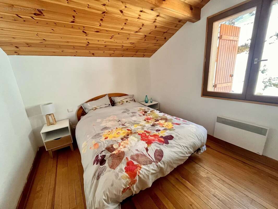 Maison à LES ANGLES