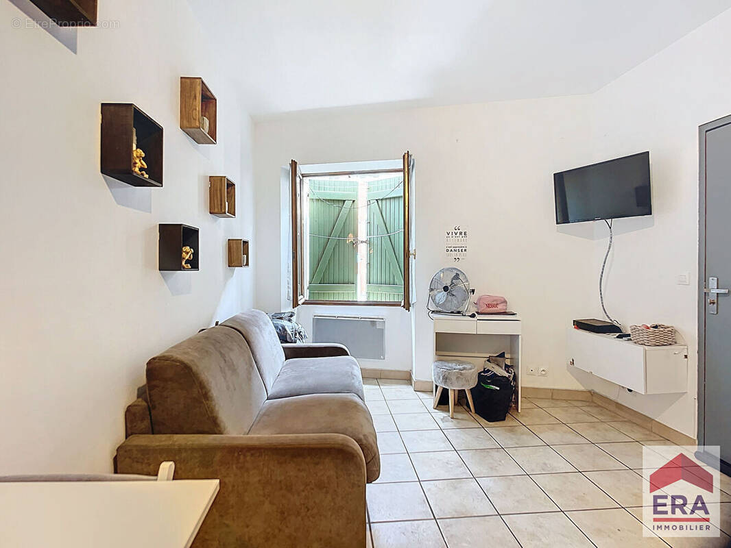 Appartement à MARSEILLE-8E