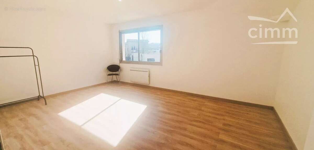 Appartement à LA TOUR-DU-PIN