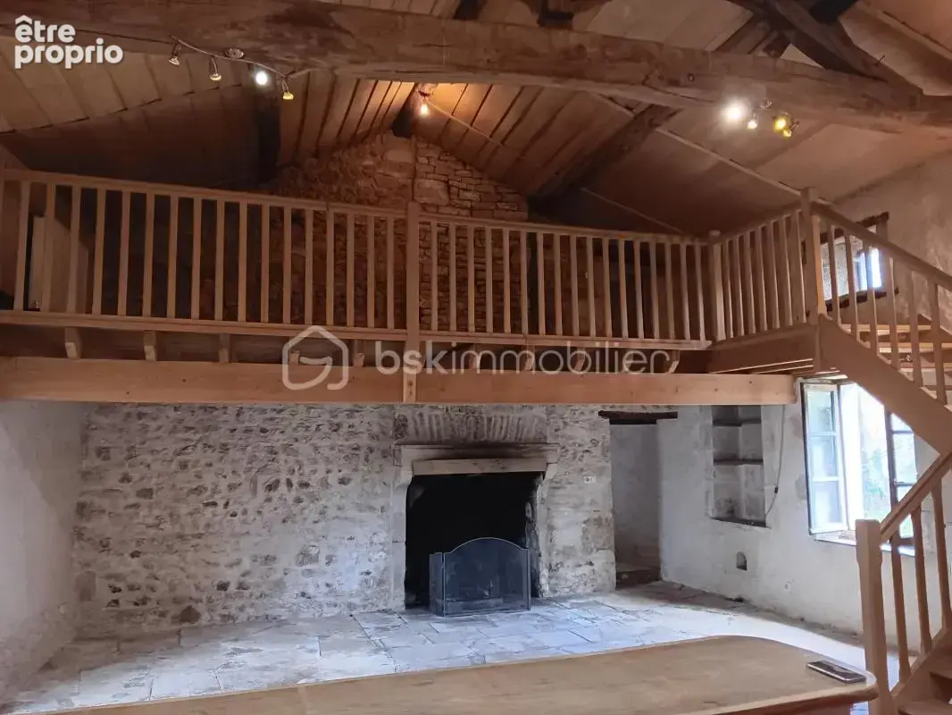  Longère de 195 m² + 185 m² de dépendances – Terrain 2 783 m² - photo 6