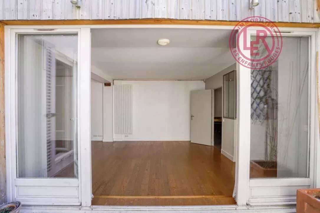 Appartement à PARIS-11E