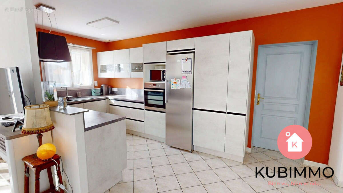 Maison à TALMONT-SAINT-HILAIRE