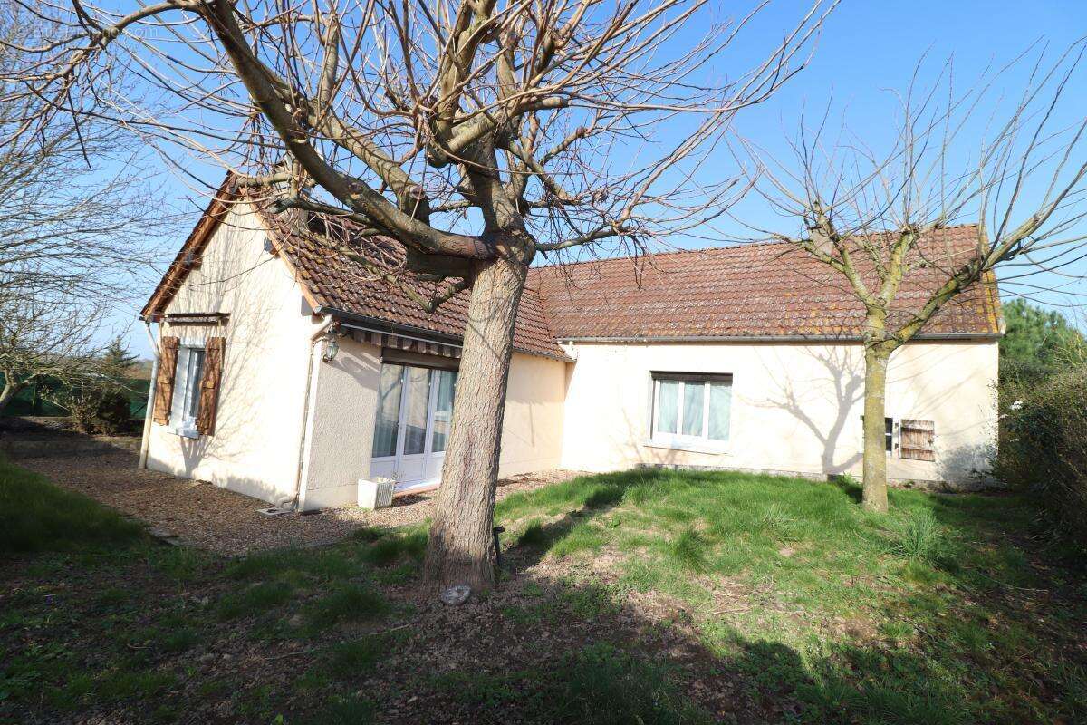 Maison à NEUVY-SUR-LOIRE