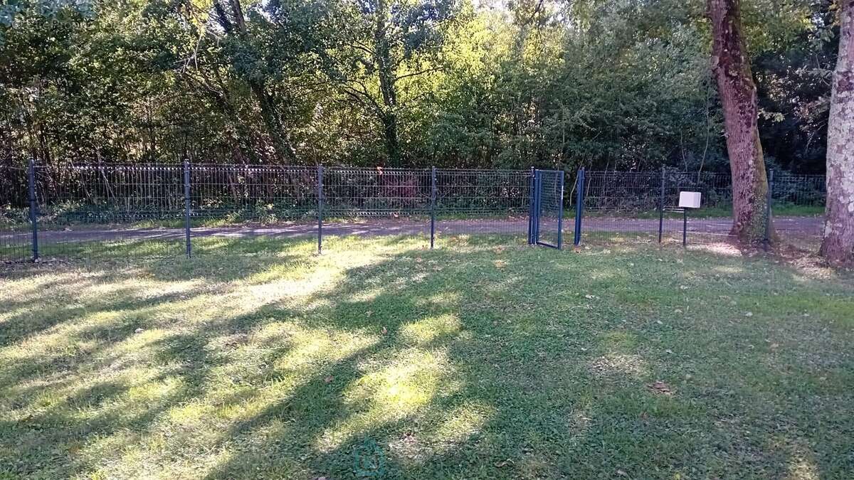 Terrain à SAINT-PALAIS-SUR-MER