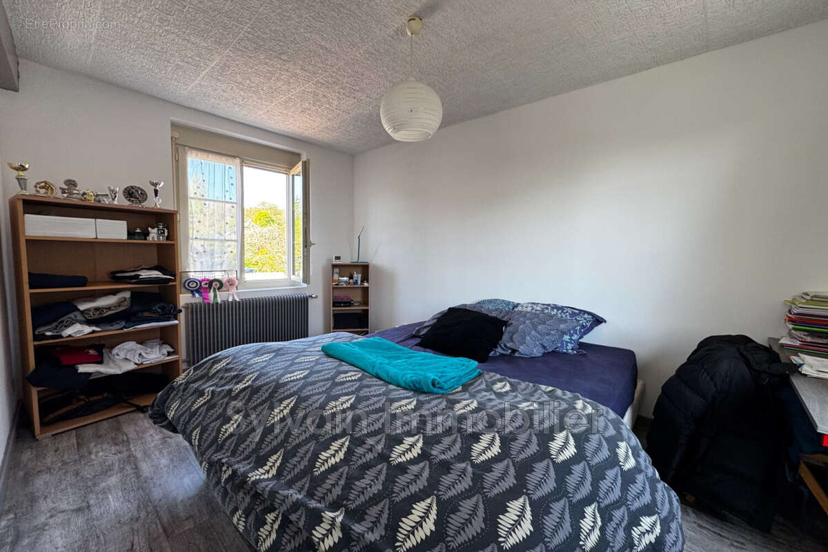 Maison 359 m² à Savignies  - photo 9