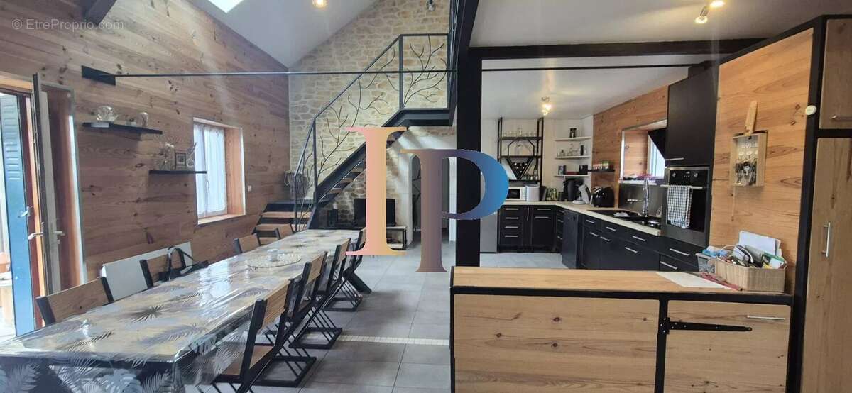 Maison à LODDES