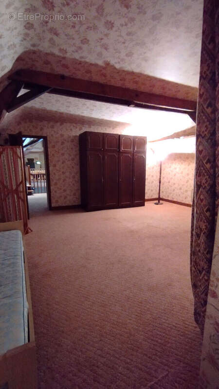 Maison à YZEURES-SUR-CREUSE