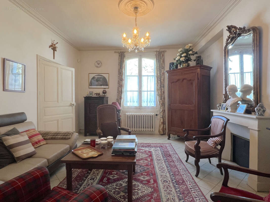 Maison à MONTSOREAU