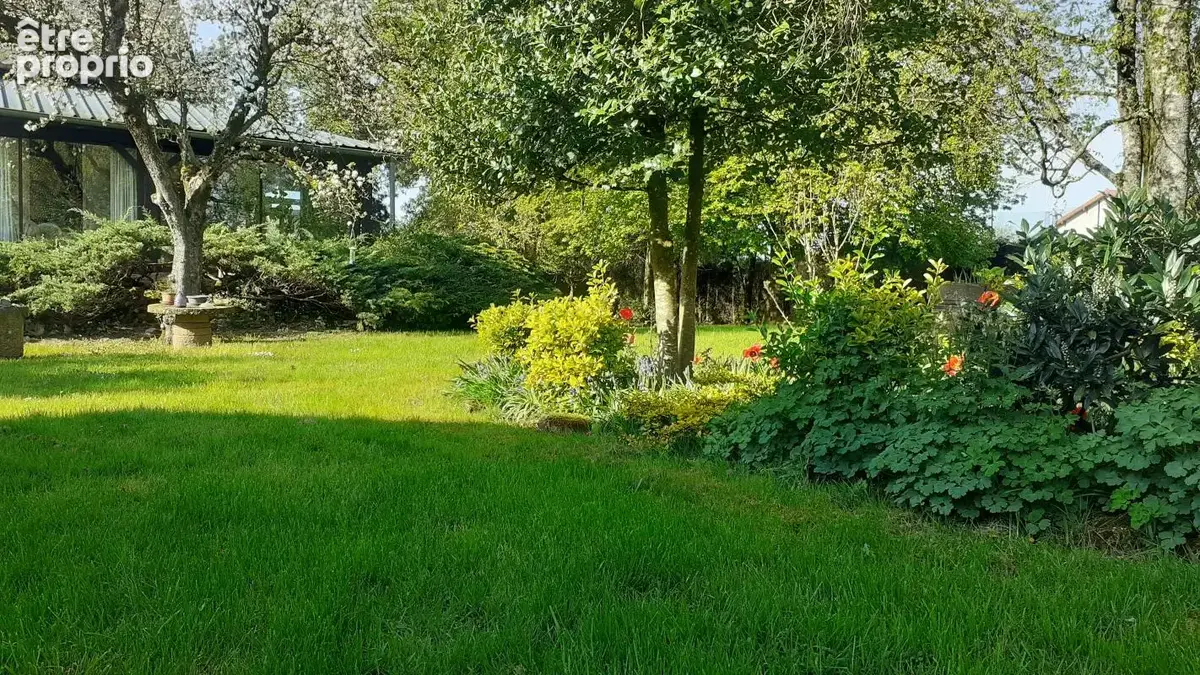 Demeure  à réinventer au cœur d’un parc de 3 700 m² - photo 3