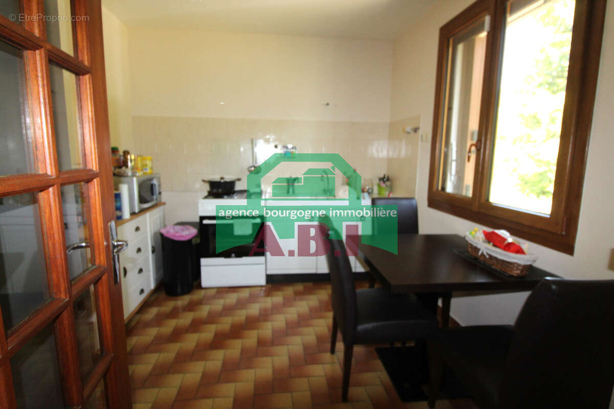 Maison à CORBIGNY