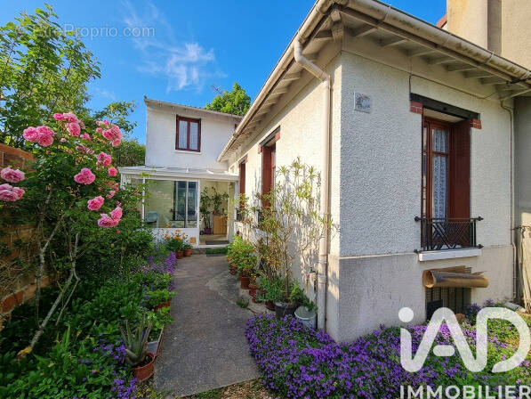 Photo 1 - Maison à BRUNOY