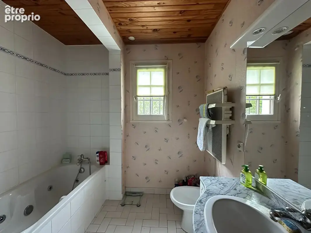 Maison familiale 7 pièces - 147 m² - photo 8