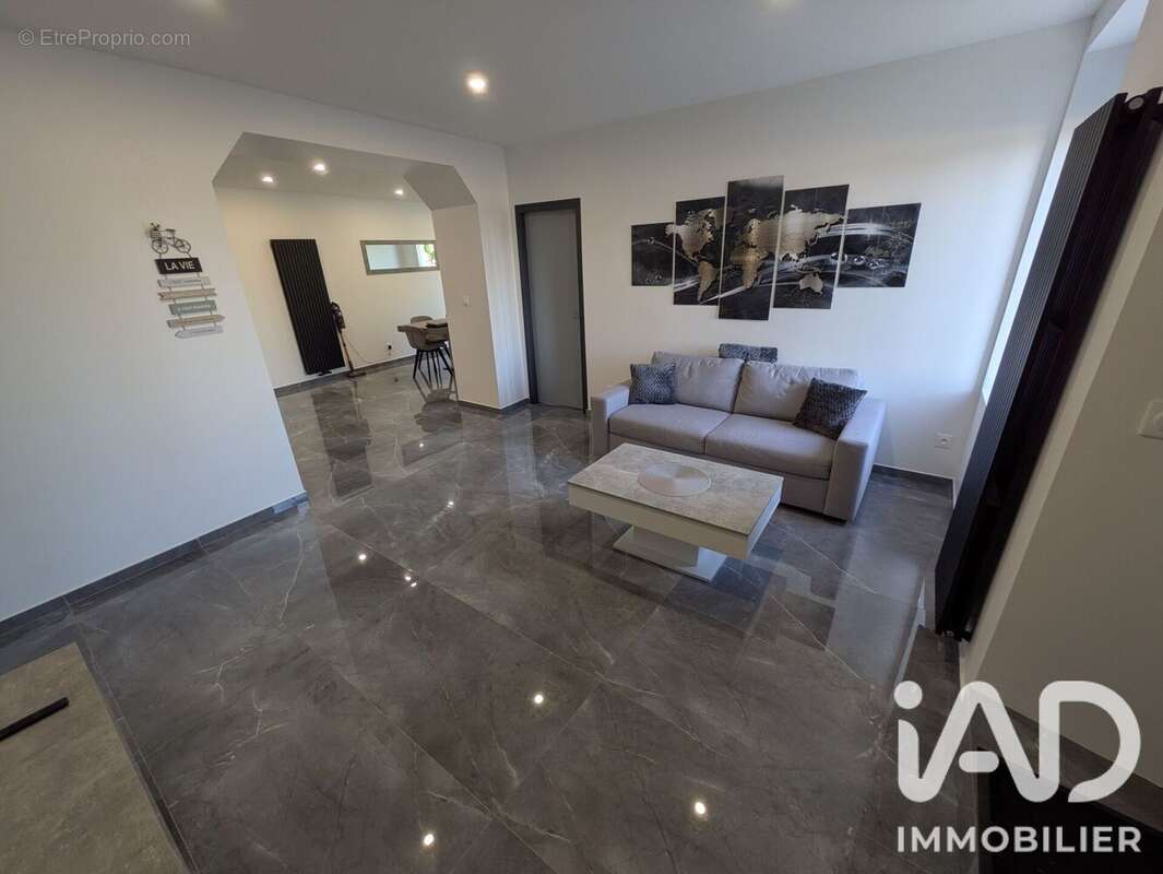 Photo 4 - Appartement à LA CHAPELLE-SUR-LOIRE