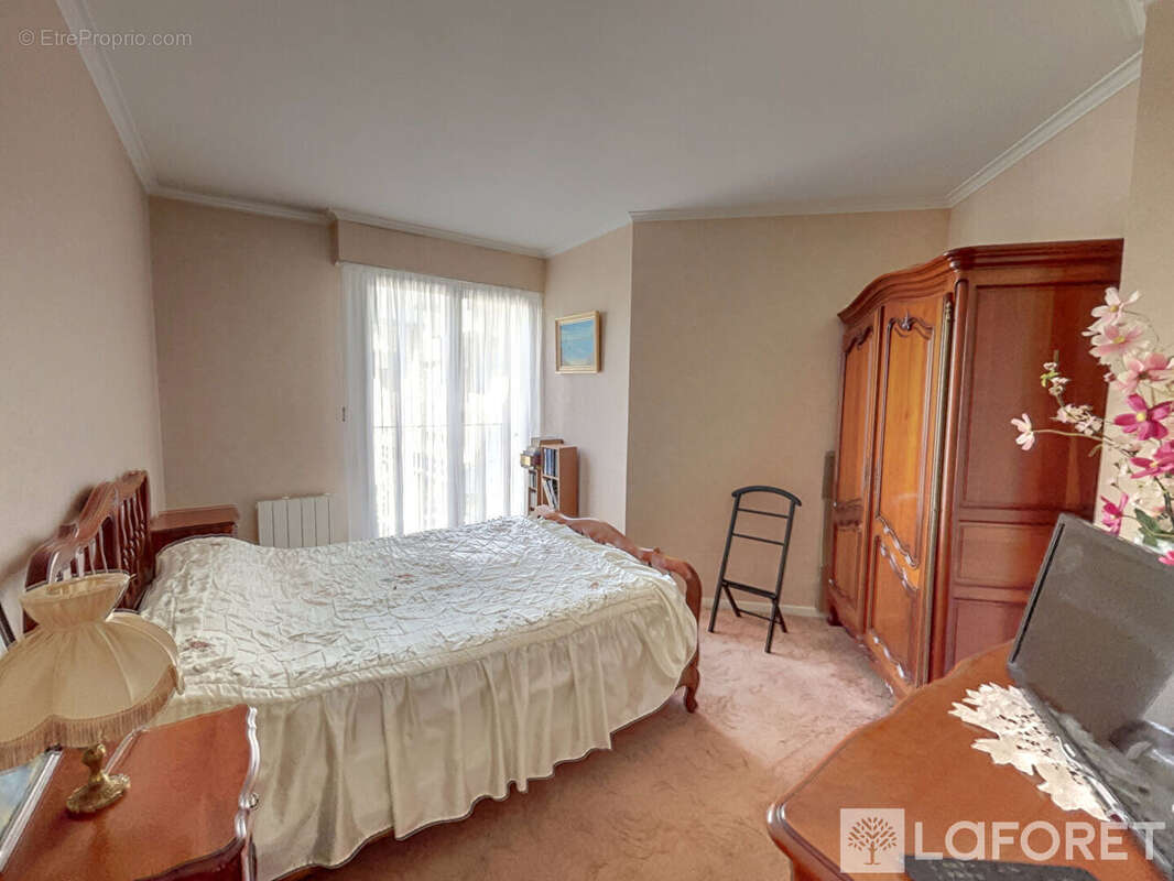 Appartement à GIF-SUR-YVETTE