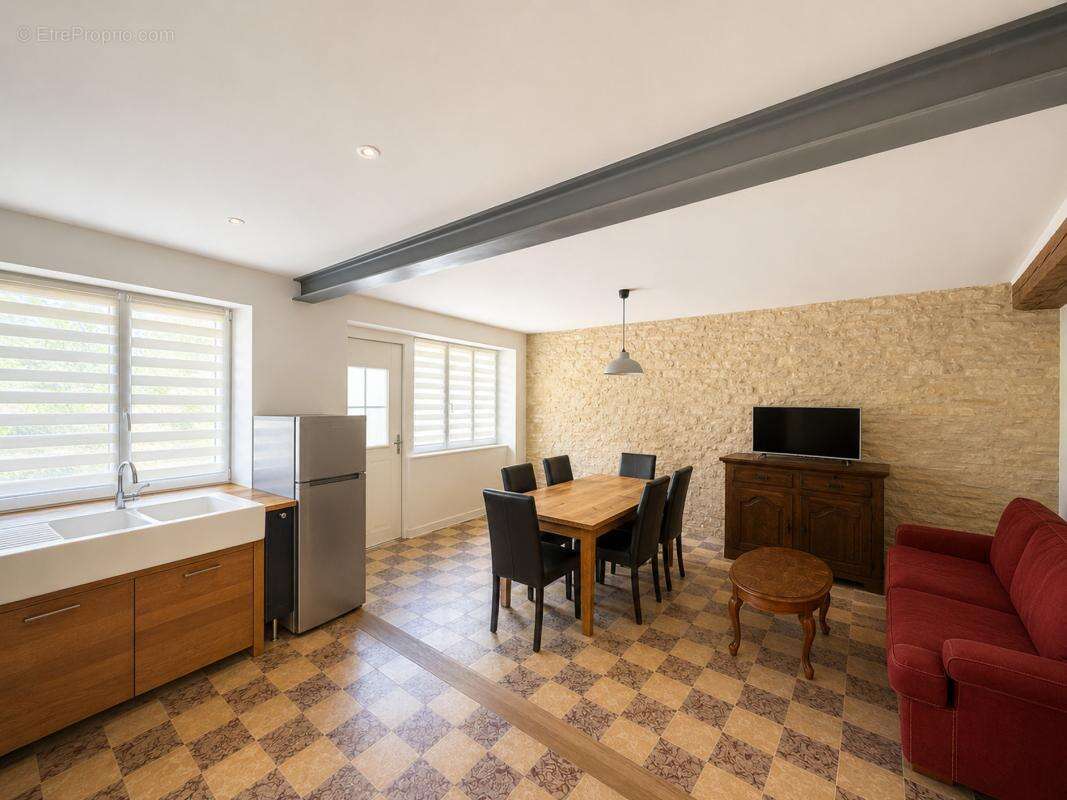 Maison 87 m² à Bessy-Sur-Cure  - photo 2