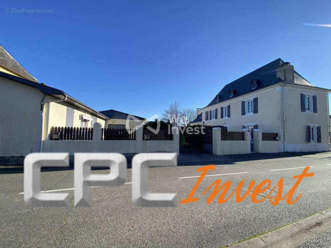 Maison à PARDIES