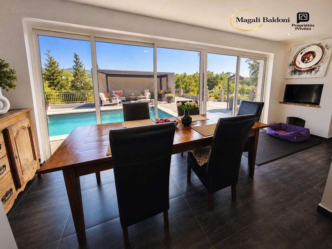Villa Le Muy 7 pièces 234 m2- PISCINE- T3- GARAGE - photo 4
