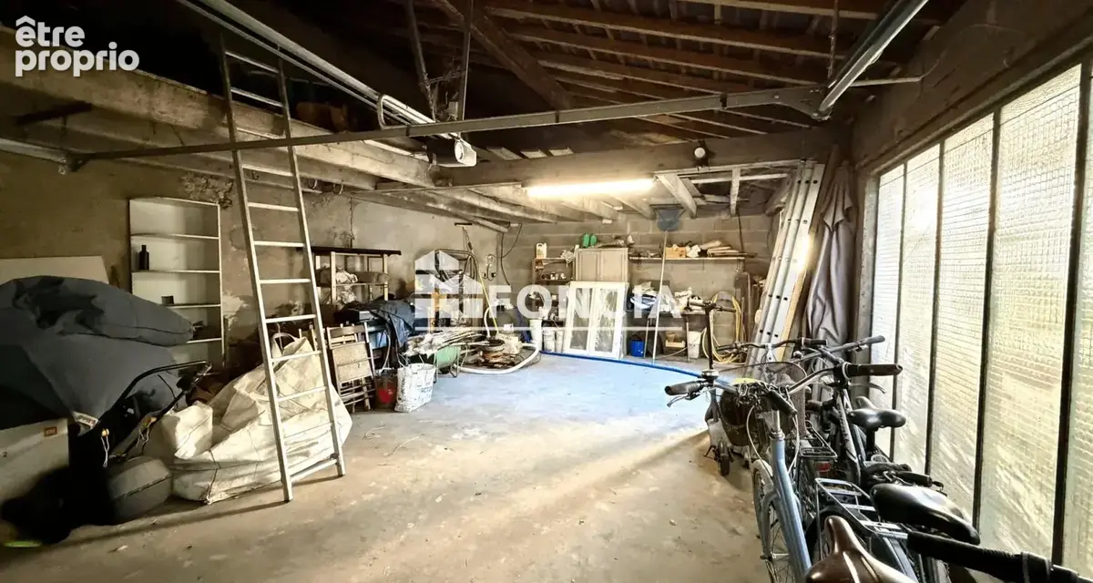 Orléans SAINT-MARCEAU, Maison Bourgeoise de 9 pièces - Piscine, garage double et grand jardin - photo 18