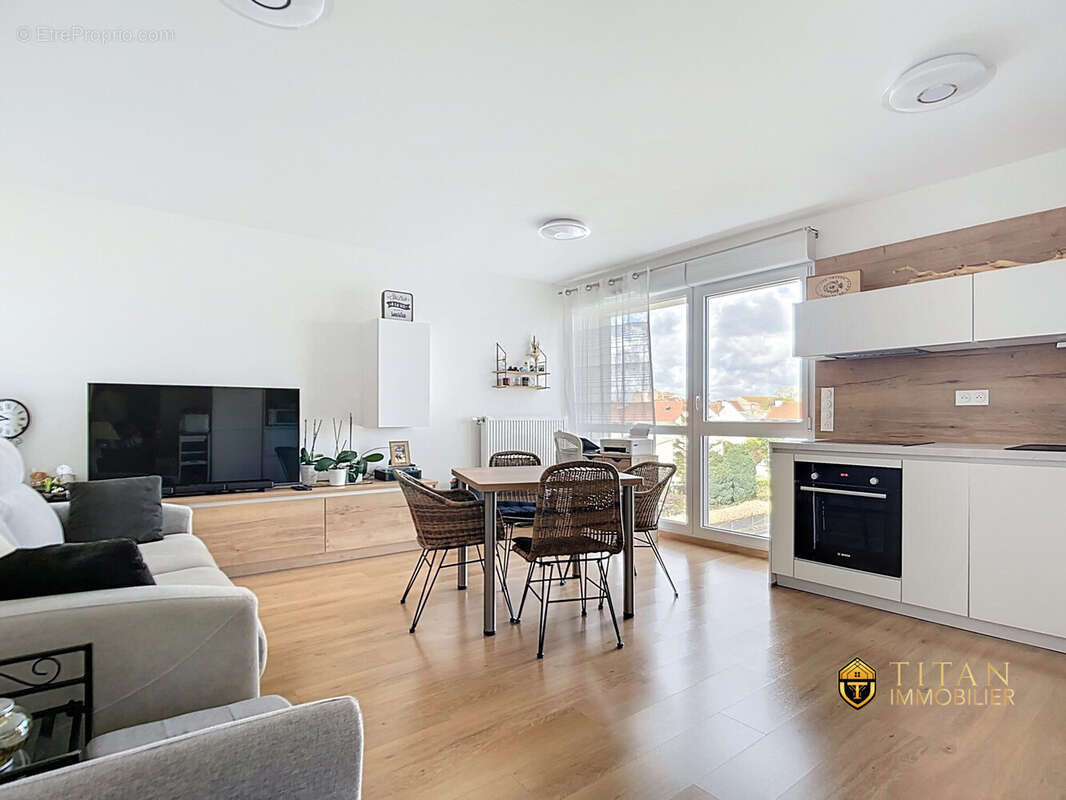 Appartement de 50.11 m² résidence de 2021 avec une chambre, un ascenseur avec une place de parking privée et sécurisée à Leffrincoucke (59495) - Appartement à LEFFRINCKOUCKE
