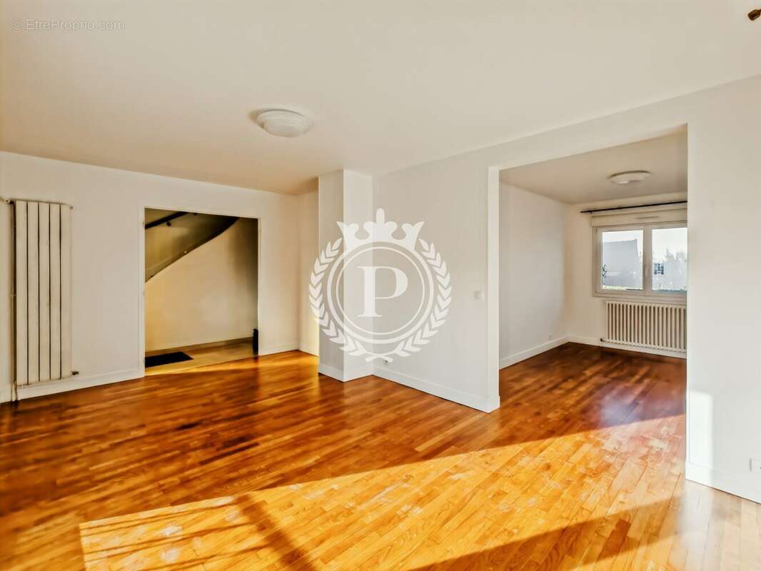 Maison à AULNAY-SOUS-BOIS