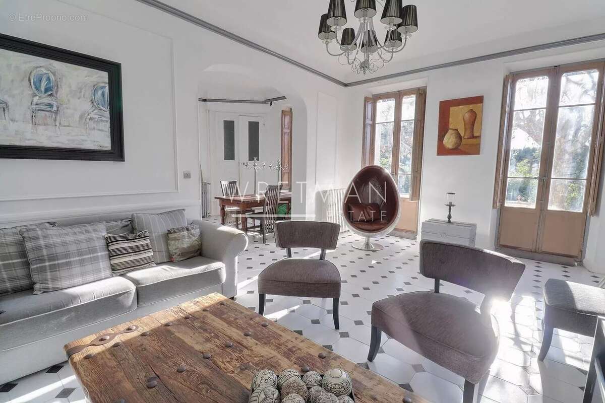 Maison à DRAGUIGNAN