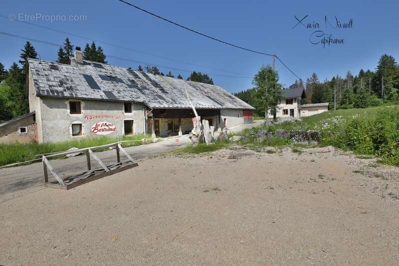 Maison à LE GRAND-ABERGEMENT