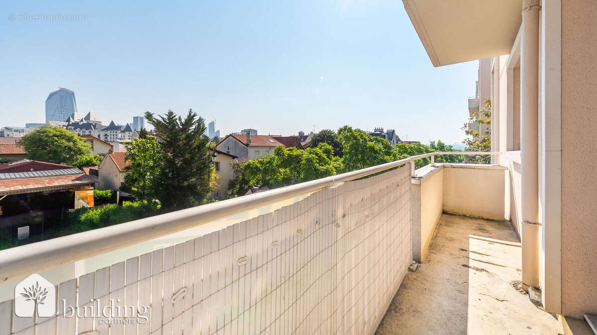 Appartement à SURESNES