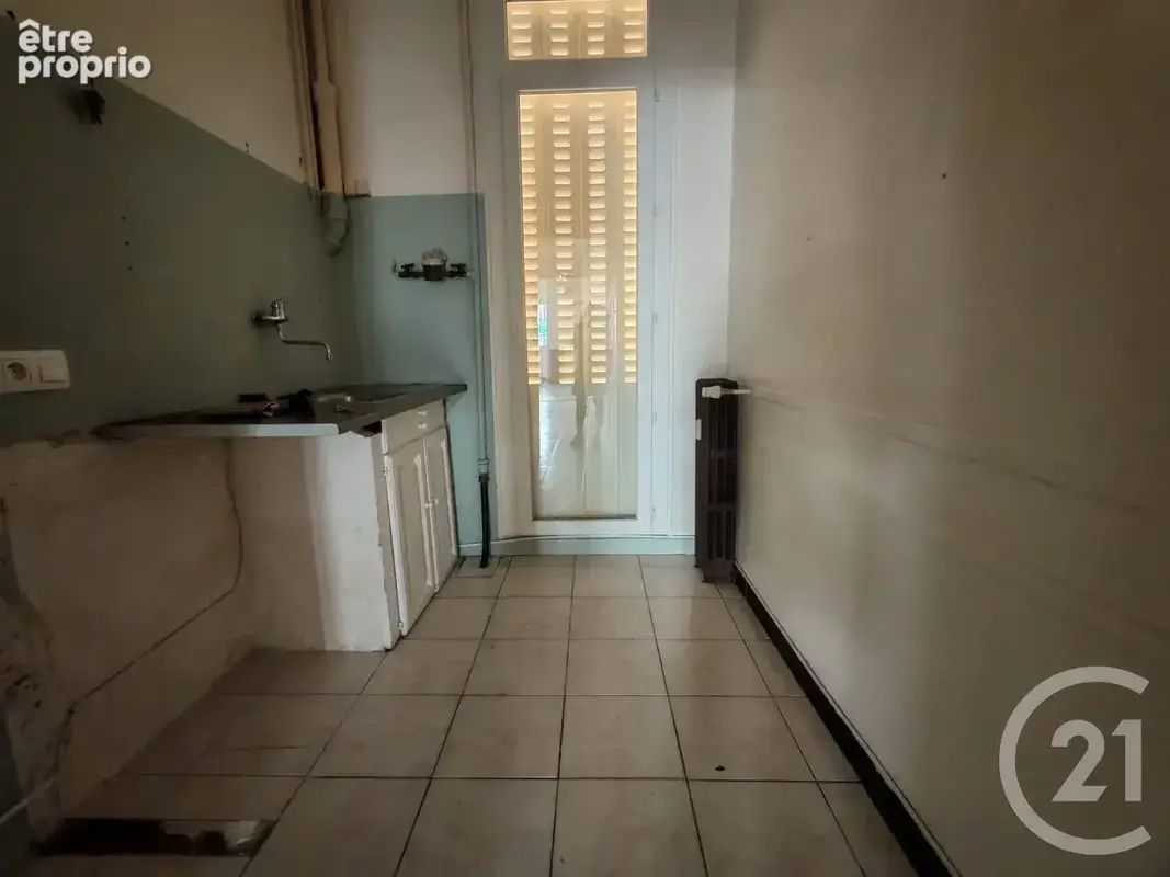 Appartement 2 pièces 67 m² à vendre à Toulon (83000) - photo 8