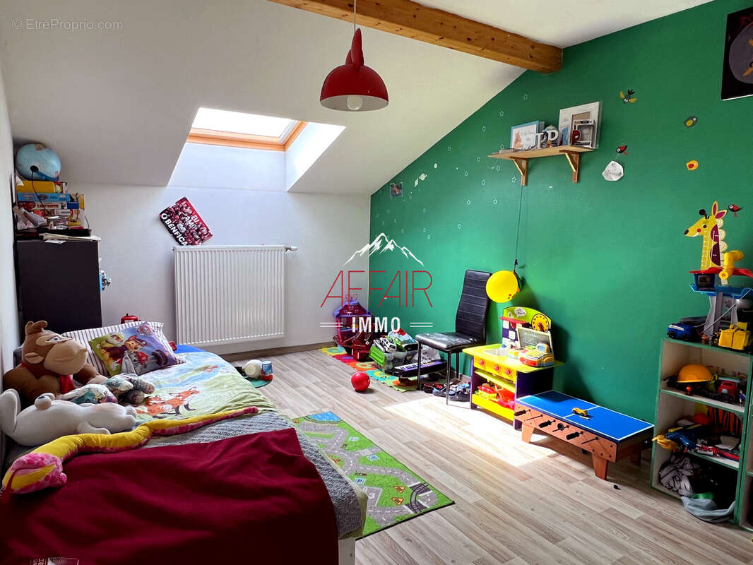 Appartement t4 en duplex - 74160 archamps - photo 8