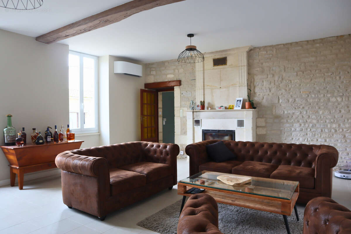 Maison à COURBILLAC