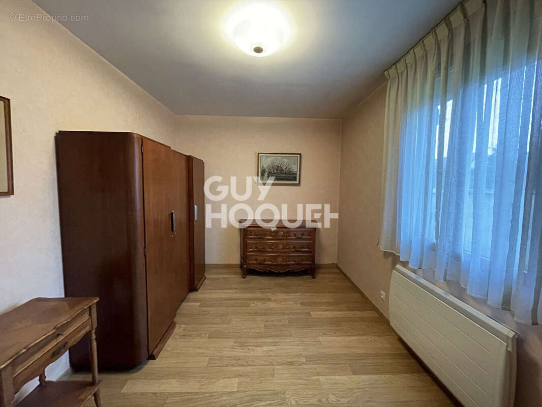 Maison à FONTENAY-TRESIGNY