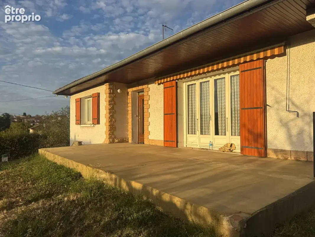Maison Craponne centre 100 m² / s.sol - 1620 m² - photo 2