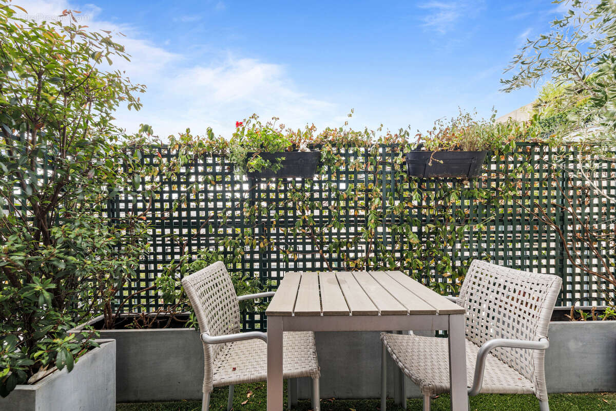 Exceptionnel penthouse avec terrasse à Paris 16ème ! - photo 18