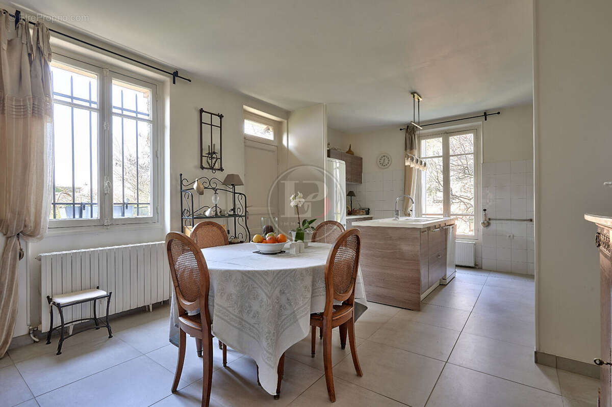 Maison à SAINT-GERMAIN-EN-LAYE