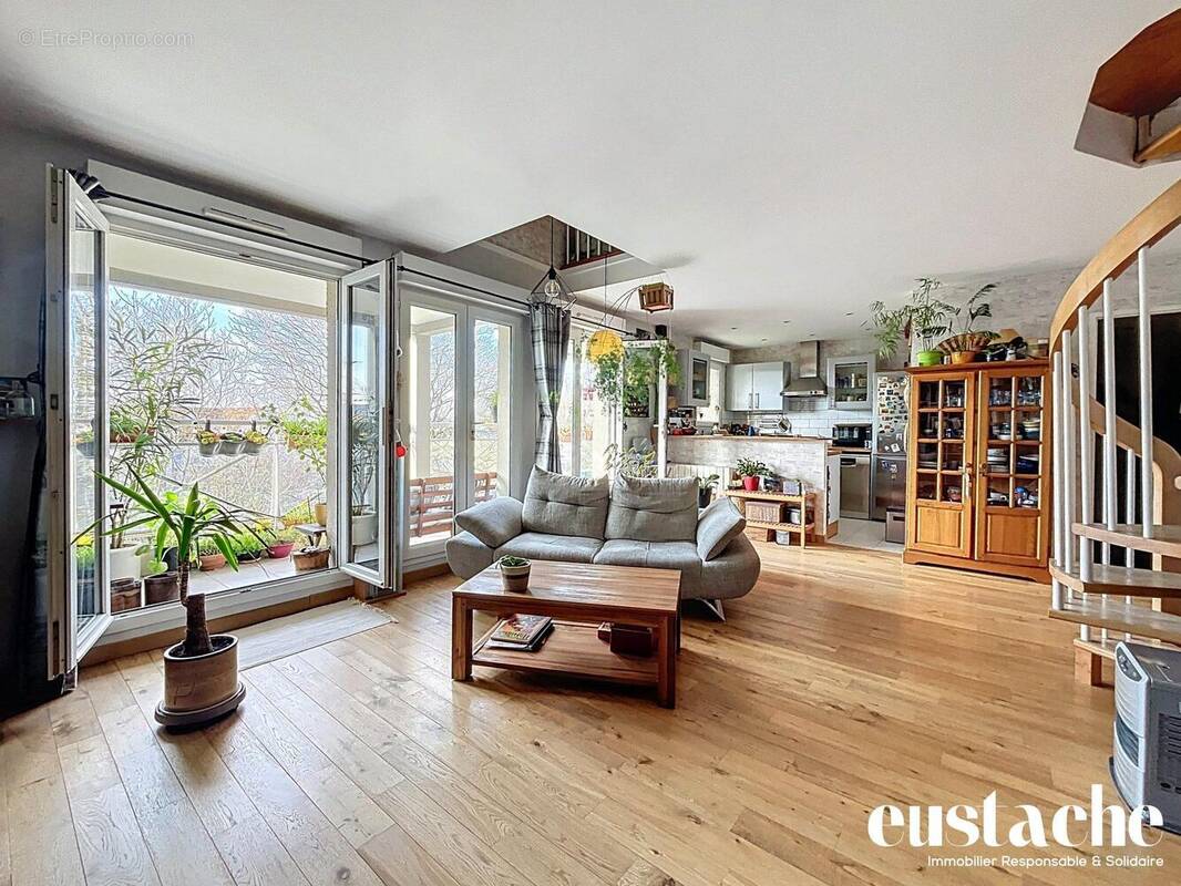 Appartement à BOISSY-SAINT-LEGER