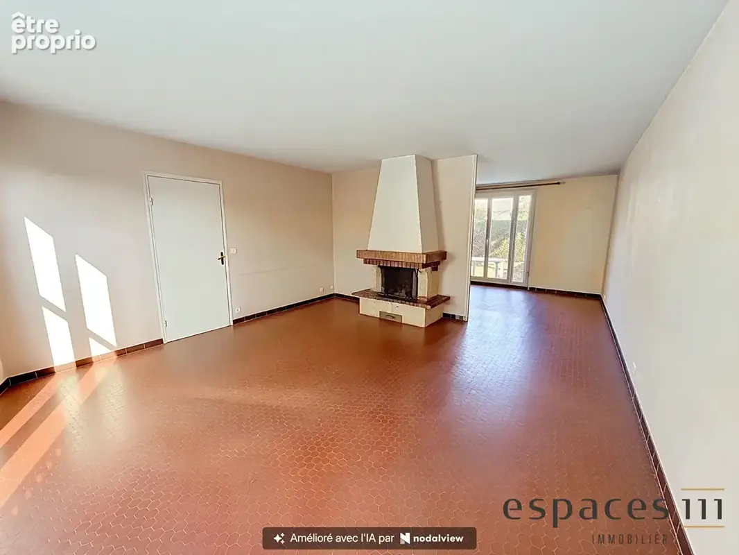Maison familiale au coeur du village -107 m², beau potentiel et emplacement recherché - photo 3