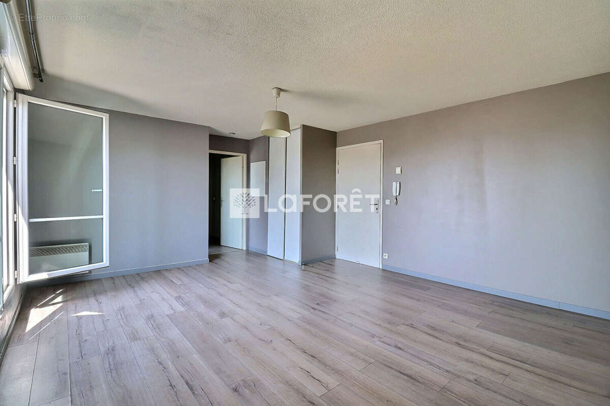 Appartement à SAINT-OUEN