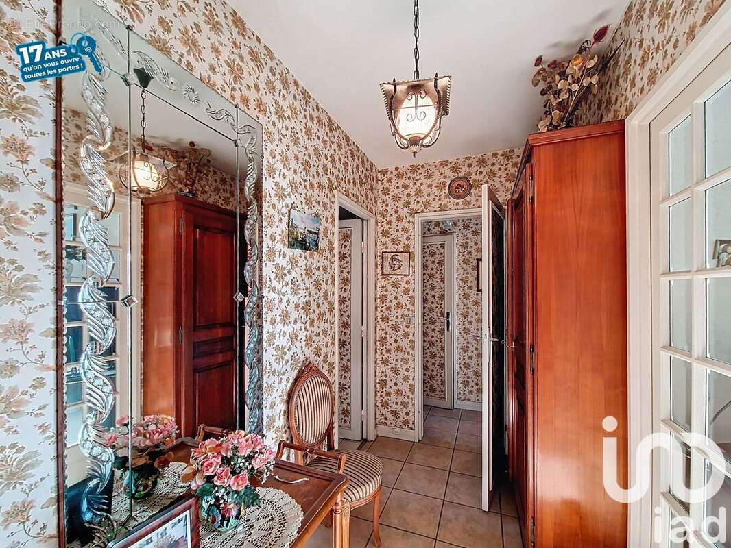 Photo 4 - Appartement à SAINT-DENIS