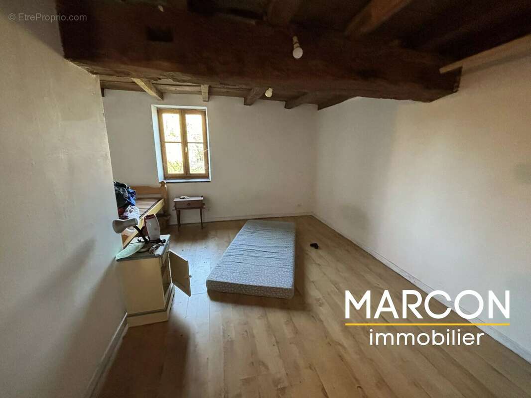 Maison à CHAMPAGNAT