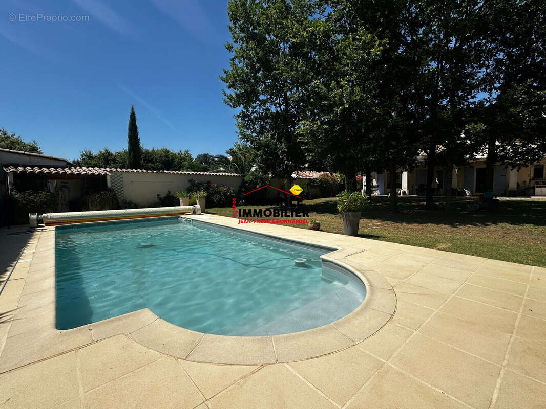 Maison 149 m² à Taulignan  - photo 4