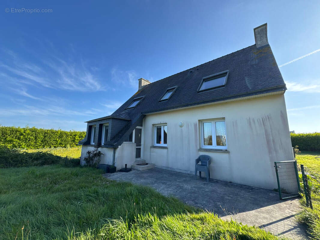 Maison à BRIGNOGAN-PLAGE