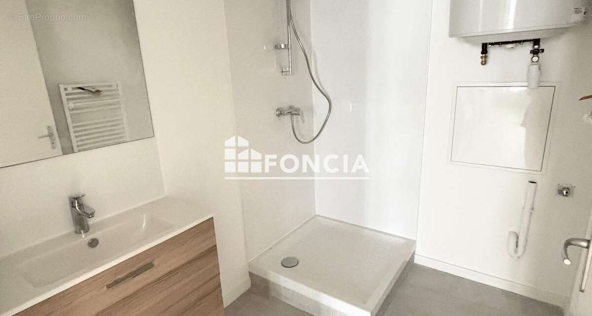 Appartement à TOURNON-SUR-RHONE