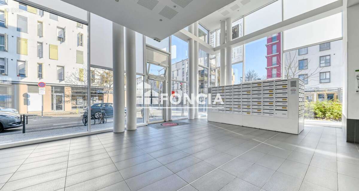 Appartement à LYON-9E