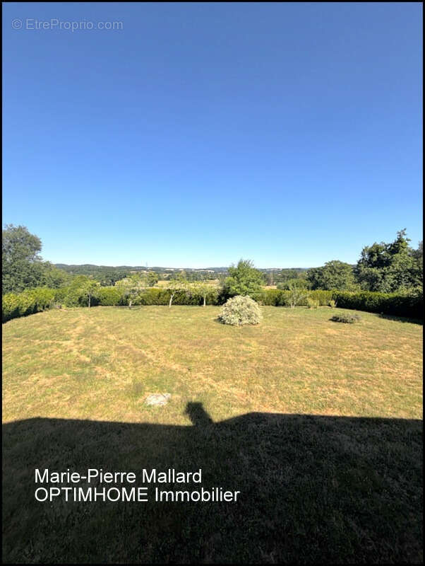 Maison familiale de 6 pièces THAURON (23) - photo 16