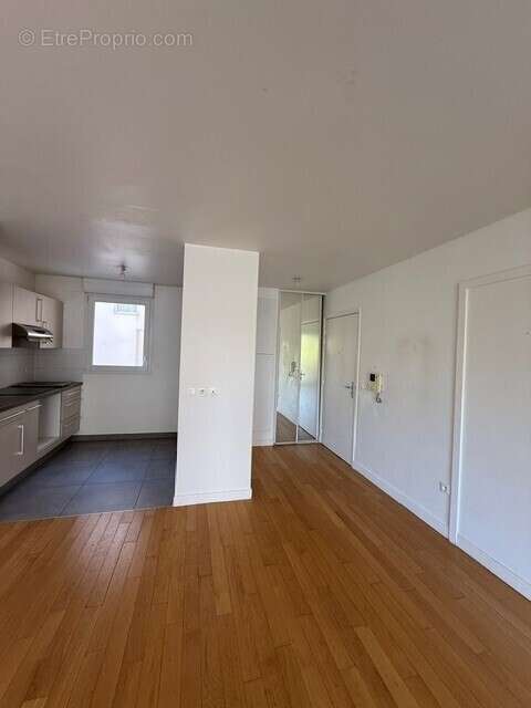 Bel appartement - 3 pièces - Immeuble récent - Cergy - photo 11
