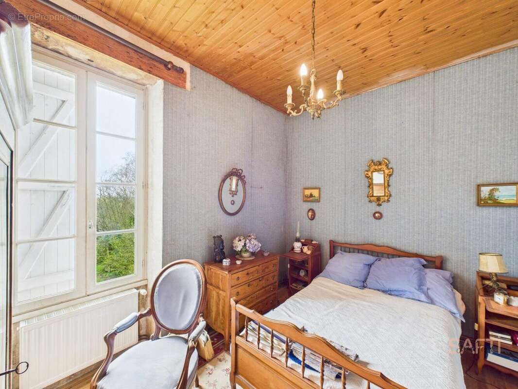 Maison 151 m² à Curzon  - photo 8