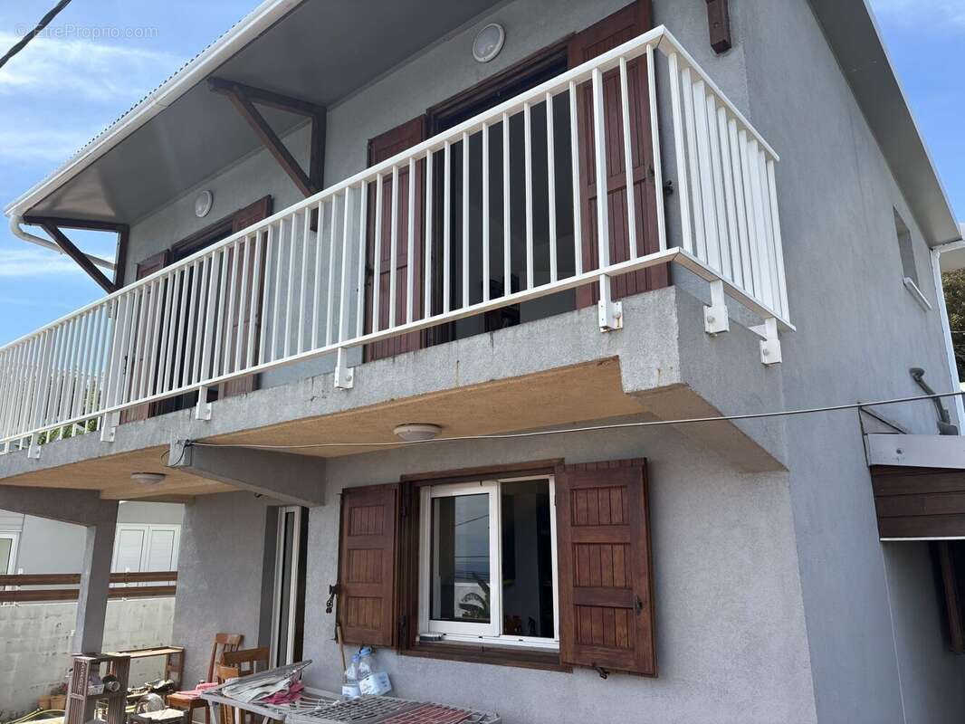 Maison à PETITE-ILE