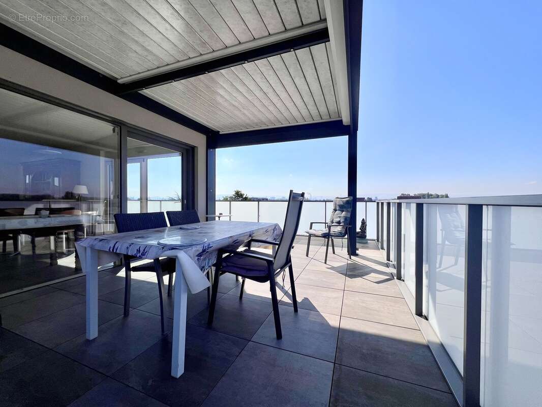 Appartement à VILLAGE-NEUF