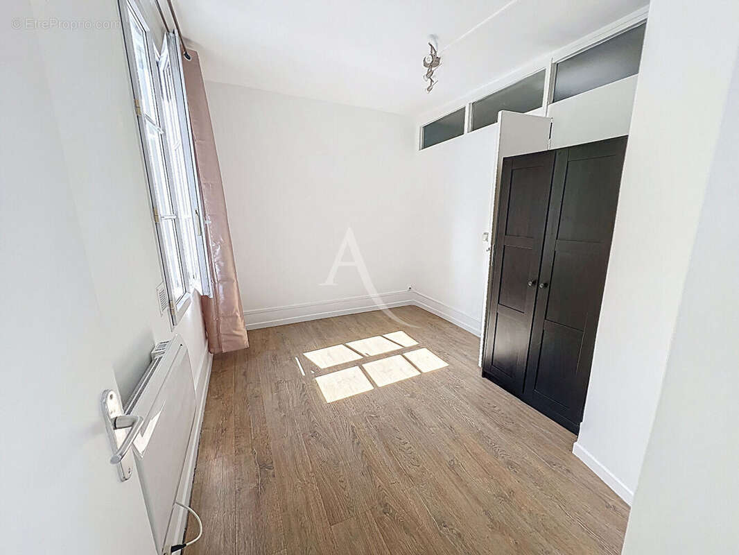 Appartement à PARIS-12E